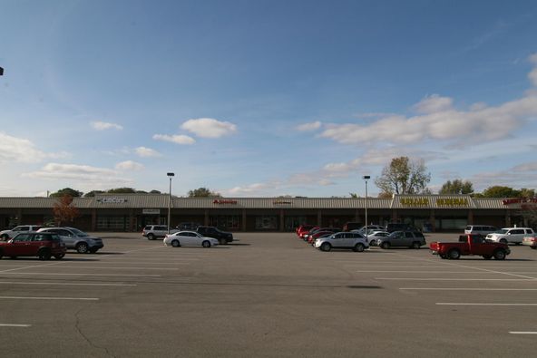 Washington Square: 5929-6131 North Clinton Street, Fort Wayne, IN 46825